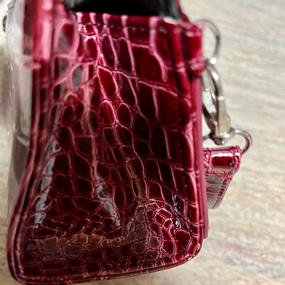 NWOT Just Solutions Eye Pockit burgundy Croco convertible clutch bag - Picture 8 of 15